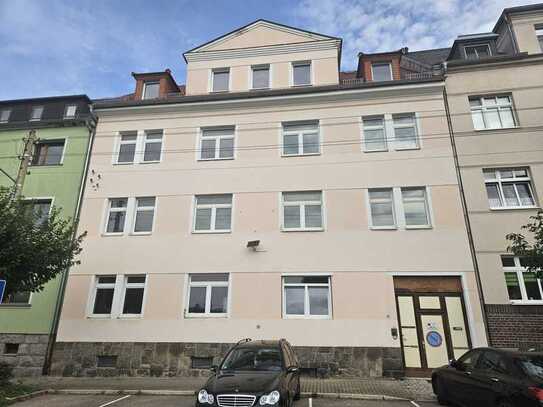 Neu Sanierte 4-Raumwohnung mit Balkon, Garten und Fußbodenheizung