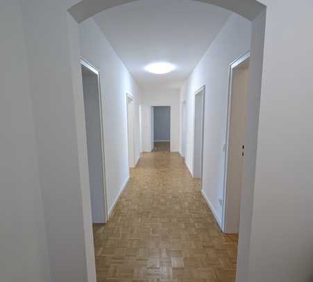 Schöne, geräumige 4 Zimmer Wohnung in München Untergiesing-Harlaching