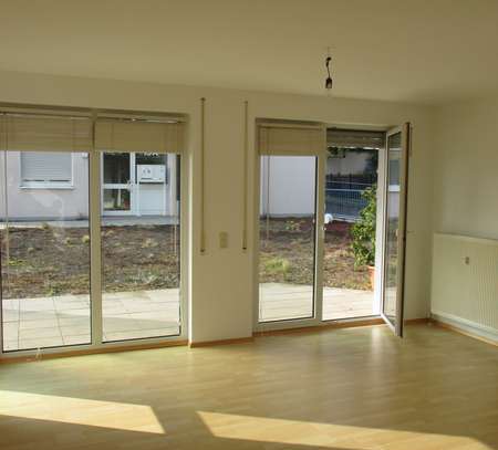 Schöne, geräumige zwei Zimmer Wohnung in Hochtaunuskreis, Oberursel (Taunus)