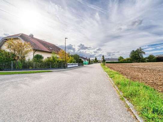 3-Zimmer-Penthouse-Wohnung mit Büromöglichkeit zu vermieten