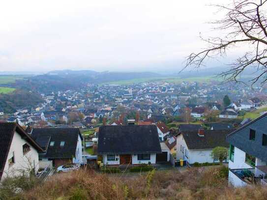 Ihr Traumhaus auf Grundstück in Südhanglage mit atemberaubendem Blick