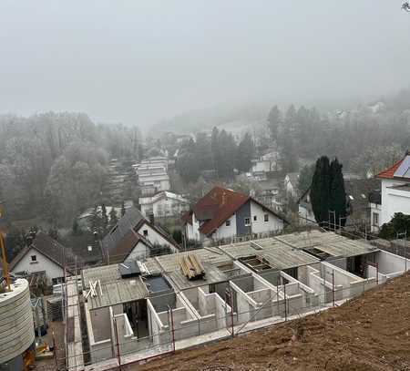 Tolle Häuser mit Panoramaausblick u. toller Raumaufteilung!