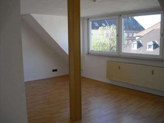 Schöne 2 Zimmer-Wohnung im Dachgeschoss in Rotthausen!!!