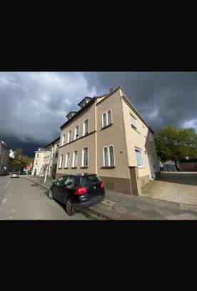 Modernisierte 2-Raum-Wohnung mit 30m2 großer Dachterrasse in Solingen