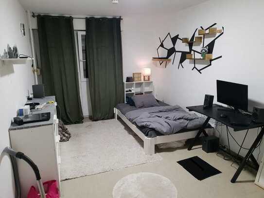 **Nachmieter gesucht ab 01.10.2024**: 1-Zimmer-Wohnung in Darmstadt-Stadtmitte mit Balkon