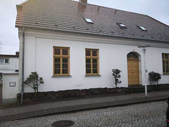 Schöne drei Zimmer Wohnung in Putbus