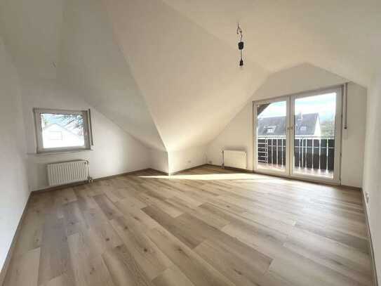 Gut geschnittene Wohnung mit Balkon im gemütlichen Landhaus nah am Ortsrand - *Reserviert*