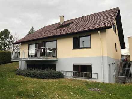 Große freihstendes Einfamilienhaus in Renningen-Malmsheim
