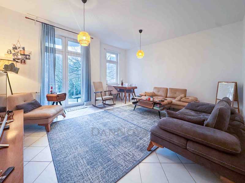 *3 Meter Deckenhöhe* charmante 3 Zi.-Whg. mit Südbalkon und 30 qm Wohnzimmer