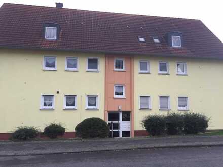 Dachgeschoßwohnung zum renovieren ab 1.8.2023 frei.