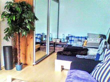 WG am Haag sucht nette(n) Mitbewohner(in) (16m² Größe)