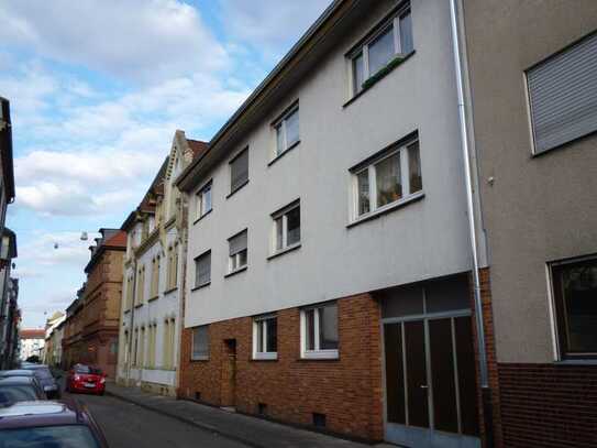 Mehrfamilienhaus in Mannheim Neckarstadt -West (Sanierungsgebiet)