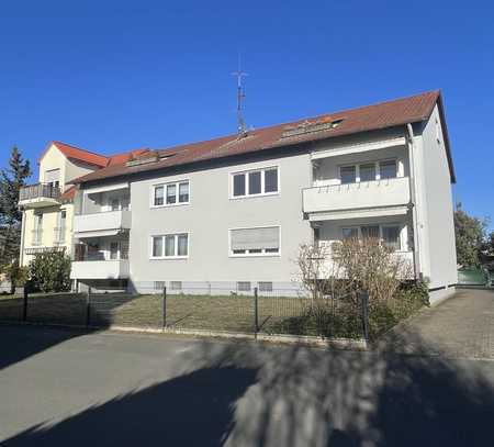 Sehr gepflegte 3-Zimmer-Wohnung mit Balkon in ruhiger Lage in Erlangen-Bruck