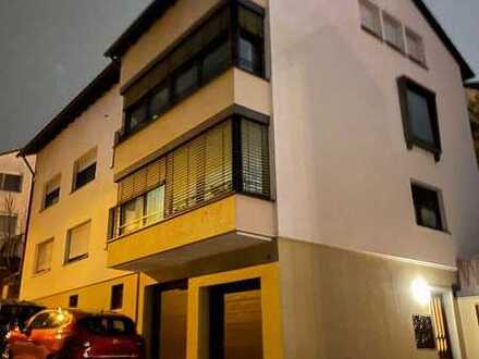 Schicke 2 Zi.Wohnung mit Dachterrasse - Schöne Lage Aussicht