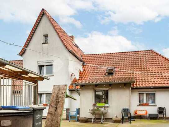 Geräumiges EFH mit Anbau, Nebengebäude, Garage, Terrasse und viel Potenzial in Oebisfelde