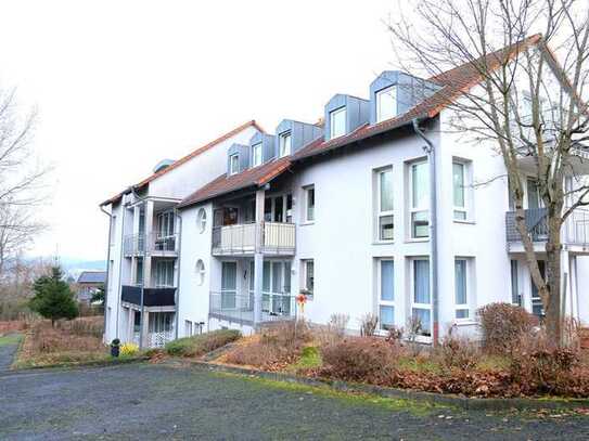 Helle und sehr gepflegte 2 Zimmer Wohnung mit Balkon, im beliebten Stadtteil Johannesberg !