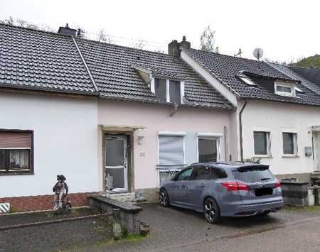 *** Kleines 1 Familienhaus mit Garten ***