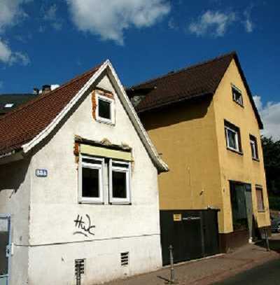 Wohnhaus mit Anbauten