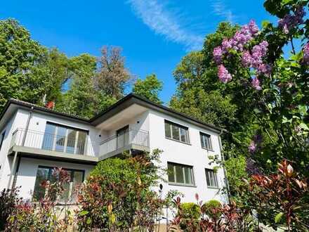 Freistehendes und hochwertig saniertes EFH mit Garten in Falkenstein!