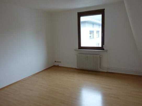 1 Zimmer in 3er WG, mit EBK + Bad, 72458 Albstadt- Ebingen