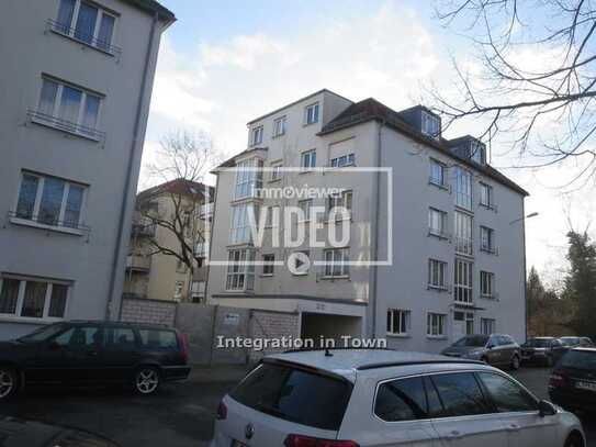 Wohnung mit großem Balkon und Tiefgaragenstellplatz