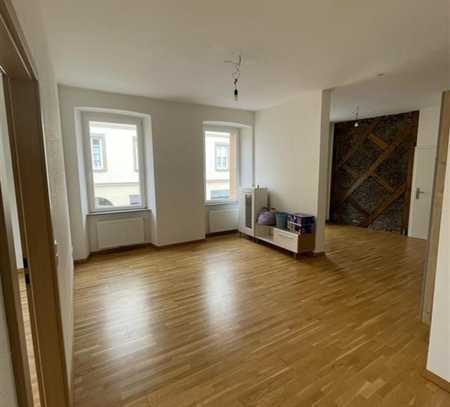 ***Helle, gemütliche 2-Zimmer Wohnung samt EBK im Herzen von Thalfang***