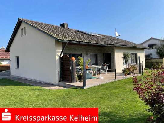 Sehr gepflegter Bungalow in Ihrlerstein - so schön kann Wohnen sein !