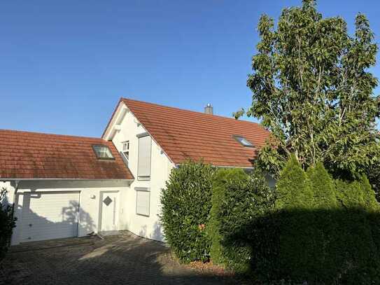 6,5-Zimmer-Einfamilienhaus mit EBK in Blaustein