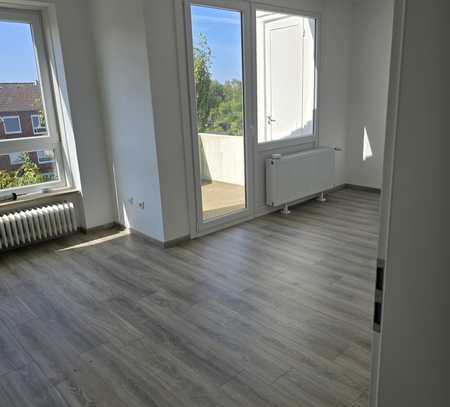 Geräumige 2 Zimmer Wohnung mit tollem Balkon zum relaxen im Matthias-Claudius-Weg in Cuxhaven