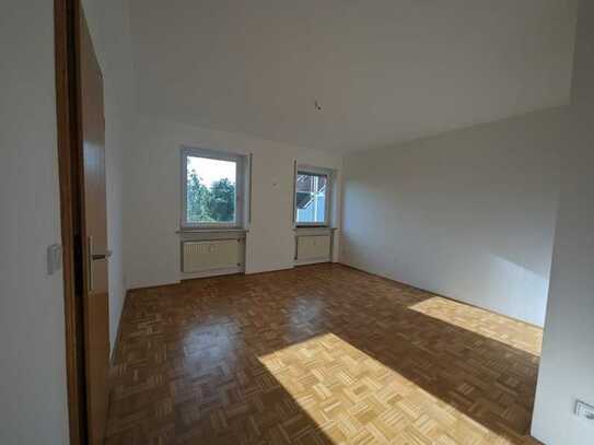 EFK: C! Neue Heizung, Fenster etc. 4 Zimmer Maisonette mit Balkon