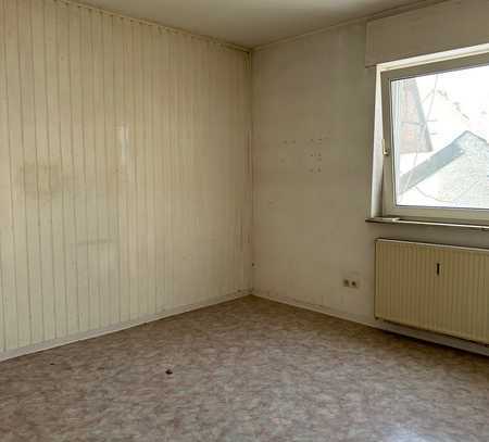 Großzügige Wohnung auf zwei Etagen mit Balkon