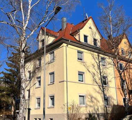 Schöne 3-Zimmer-DG-Wohnung mit Kaminofen in Tuttlingen