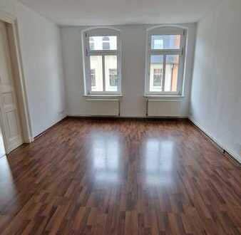 großzügige 3 Raum Wohnung