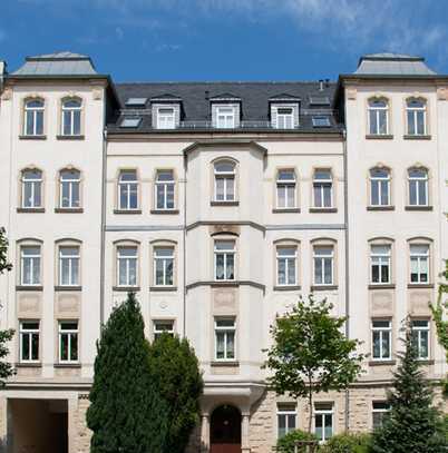 Frühstück auf der Terrasse - Wohnung in ruhiger, grüner Randlage
