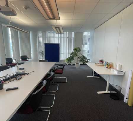 Büro/Praxisflächen im Multi-Media-Haus im 2.OG - 94 m²