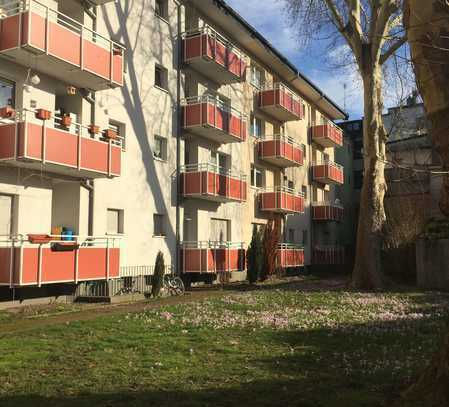 *ab 01.03.2025* Sonnenbalkon, 3-Zimmer, Badewanne, Tageslichtbad