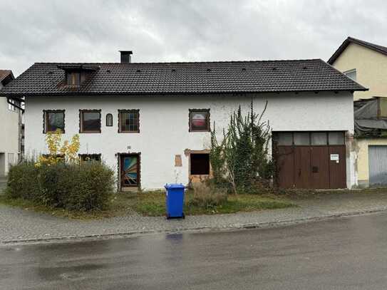 Zu sanierendes Haus mit Potential in Poesing