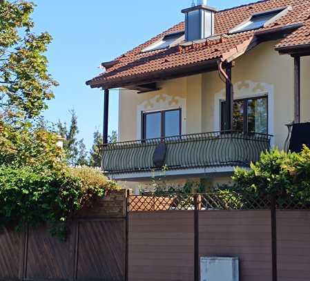 Freundliches und gepflegtes 4-Zimmer-Reihenendhaus in Obertshausen