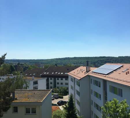 Schöne 3- Zimmer Wohnung in Oberesslingen, Einbauküche, Weitblick