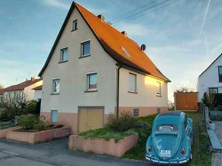 Stilvolles Einfamilienhaus mit 9 Ar großem Grundstück in sehr guter Wohnlage