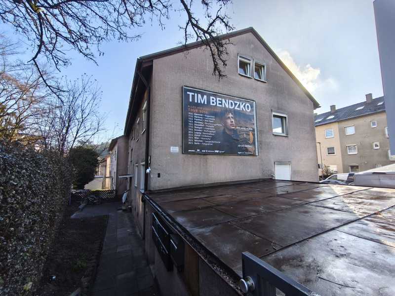 Voll vermietetes 8-Familienhaus mit Zusatz­ertrag in Stuttgart-Zuffenhausen