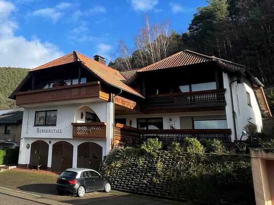 Gut florierendes Gästehaus mit Betreiberwohnung im Naturparadies Pfälzer Wald sucht neuen Eigentümer