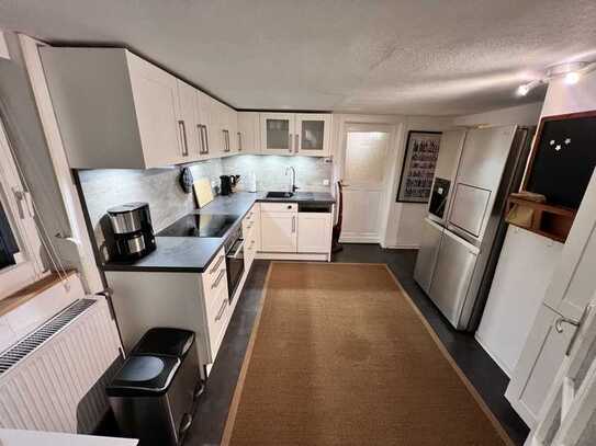Ansprechende und gepflegte 4-Zimmer-Wohnung mit Terrasse und Einbauküche in Hachenburg