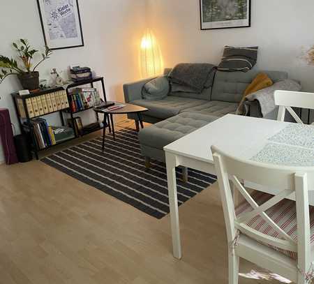 Zentrale 3 Zimmer Dachgeschosswohnung in Uni-Nähe