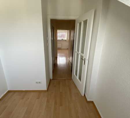 2-Zimmer-Dachgeschosswohnung in Düsseldorf