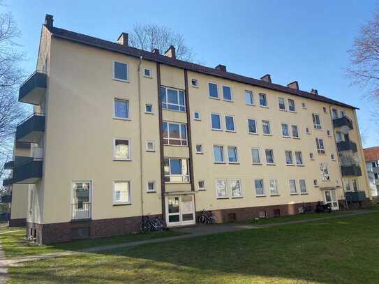 Helle 2-Zimmer-Wohnung mit Balkon