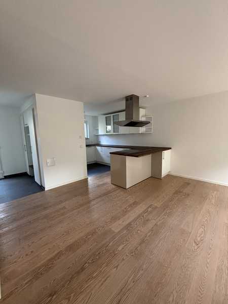                                                               Charmantes Reihenmittelhaus f&uuml;r kleine Familien                                                       in Naurod (Wiesbaden)