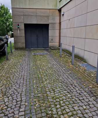 Tiefgaragenstellplatz in Berlin Steglitz