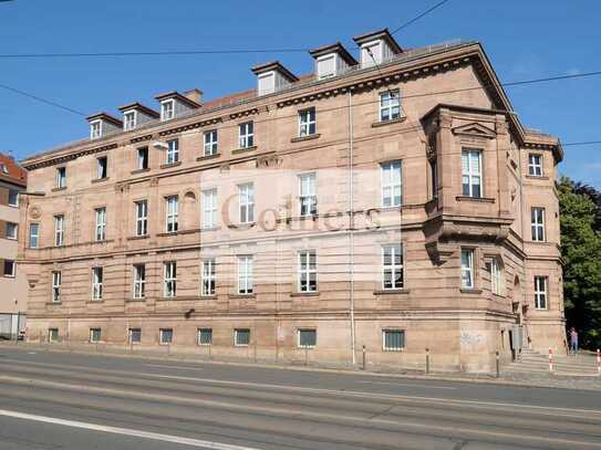 Himpfelshof - Zentrale Flächen im Sandsteingebäude