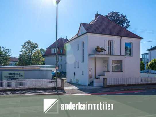 Zur Miete! 
Hochwertig ausgestattetes, möbliertes Bürohaus im Herzen von Günzburg.